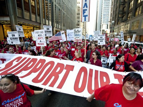 chicago-teachers-union-protest
